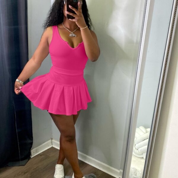 Pink V-Neck Pleated Tennis Skirt Set